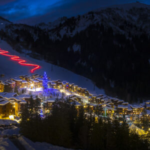 Descente aux flambeaux ski show ESF Valmorel