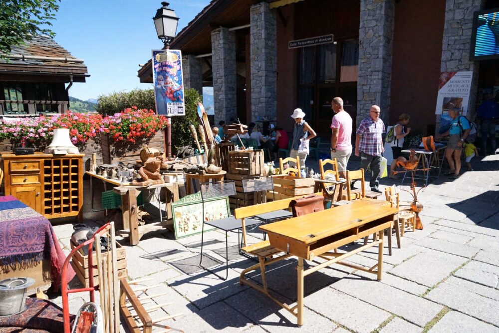 Valmorel Braderie des commercants HD ©Office de Tourisme Valmorel 3 1 pdf