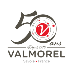 logo valmorel 50 ans vf - GRIS ET ROUGE logo valmorel 50 ans vf GRIS ET ROUGE