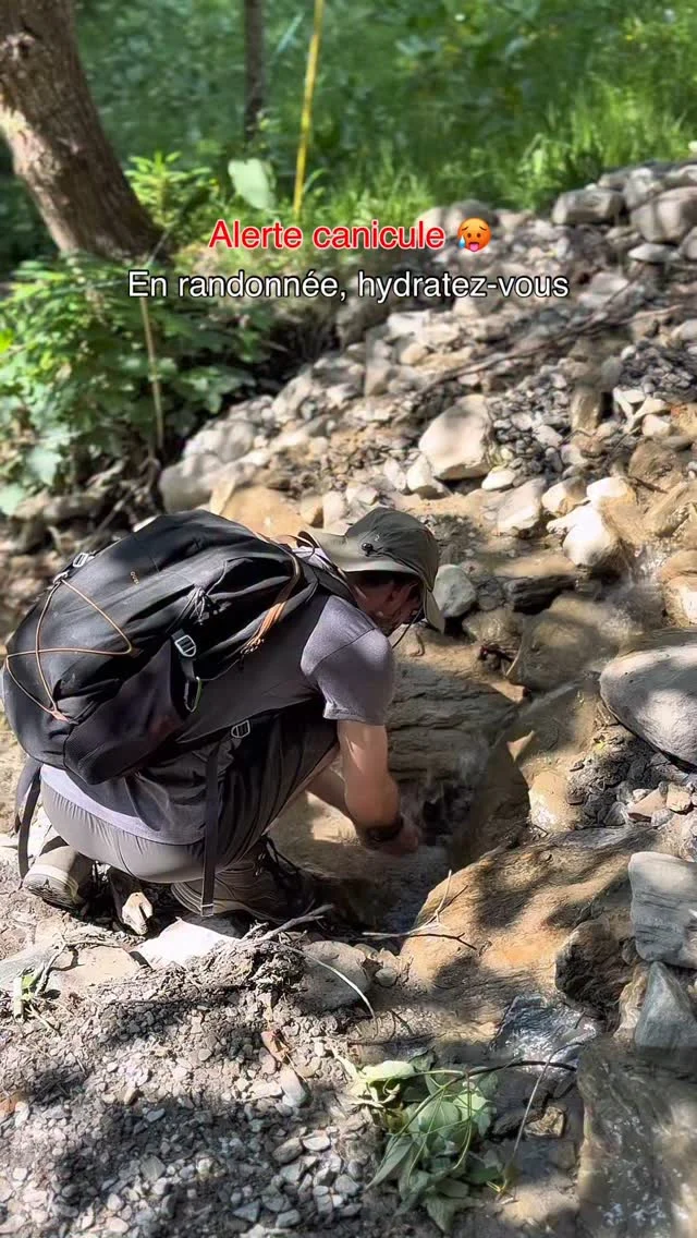 Soyez prudents en montagne et restez bien hydratés ! 👀

#humour #canicule #rando #été